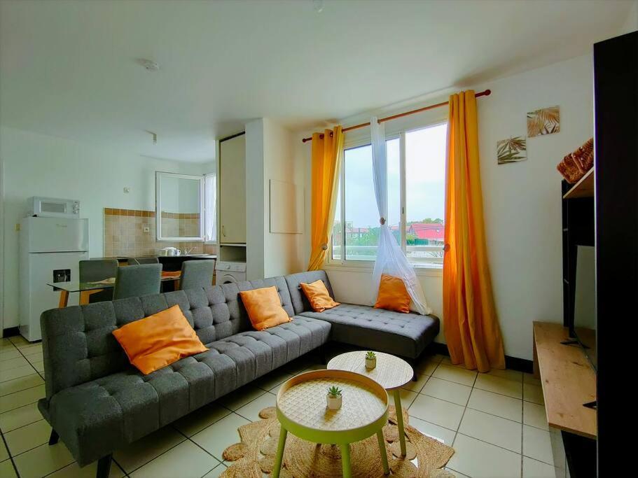 Appartement T2 - Sainte-Marie - 10 Min De L'Aeroport Eksteriør bilde