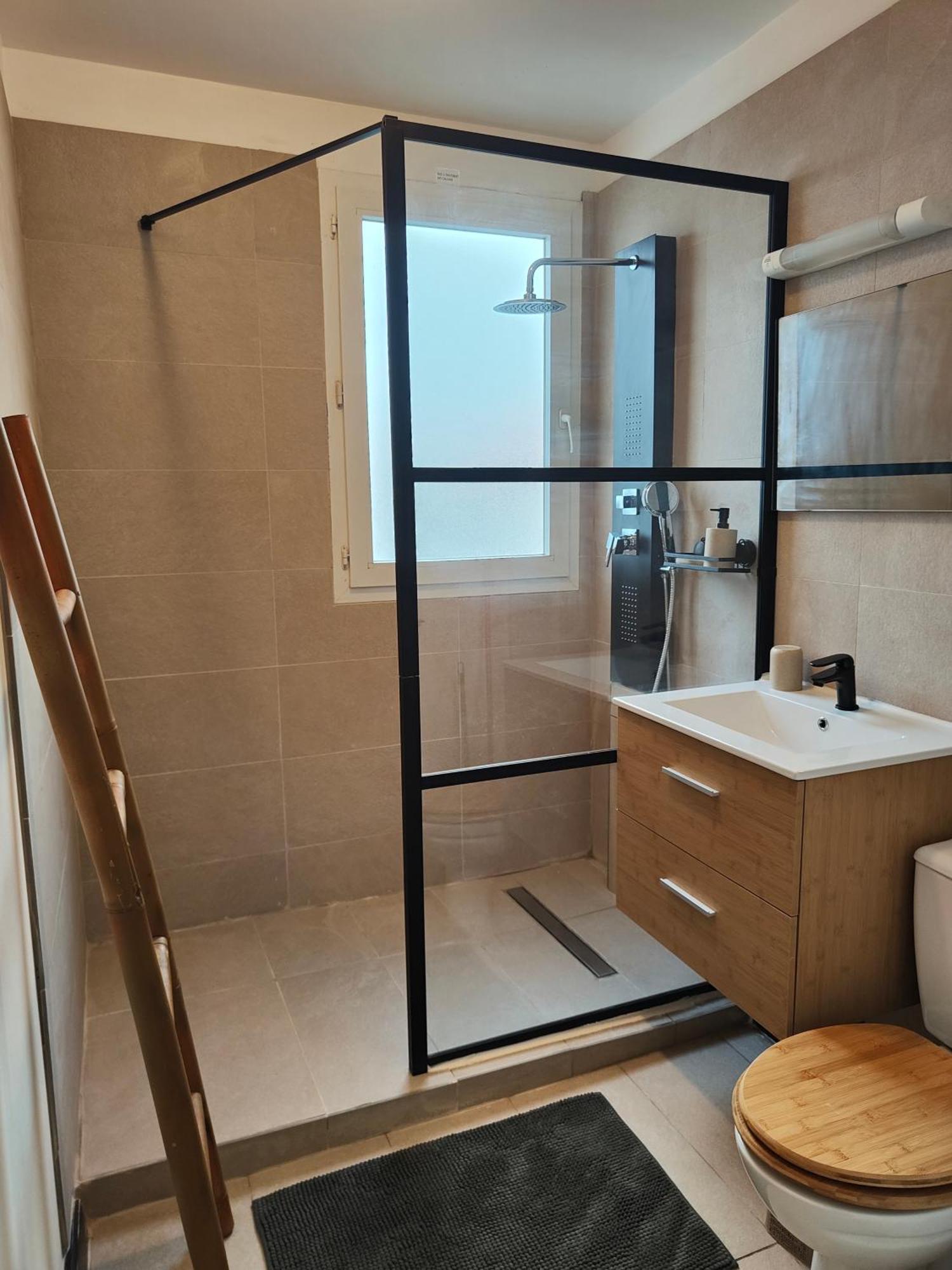 Appartement T2 - Sainte-Marie - 10 Min De L'Aeroport Eksteriør bilde